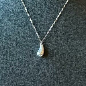 Tiffany & Co. Elsa Peretti Teardrop Pendant Necklace – 925 Sterling Silver